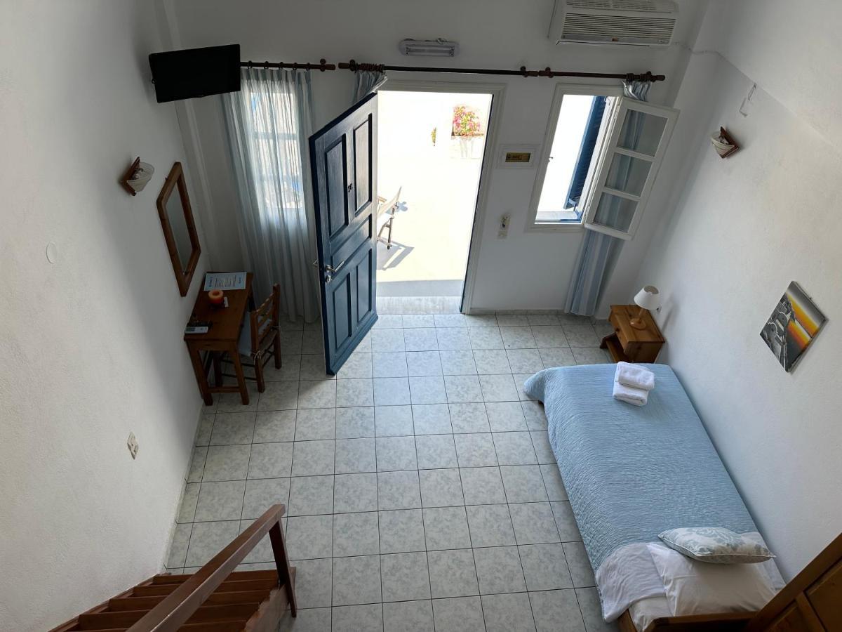 Hotel Paradisos Oia Bagian luar foto