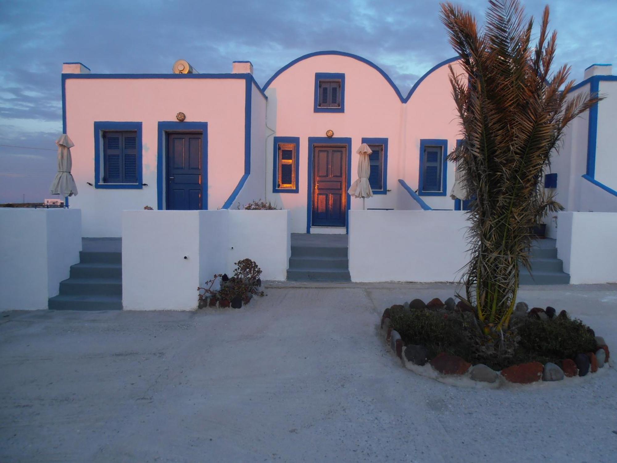 Hotel Paradisos Oia Bagian luar foto