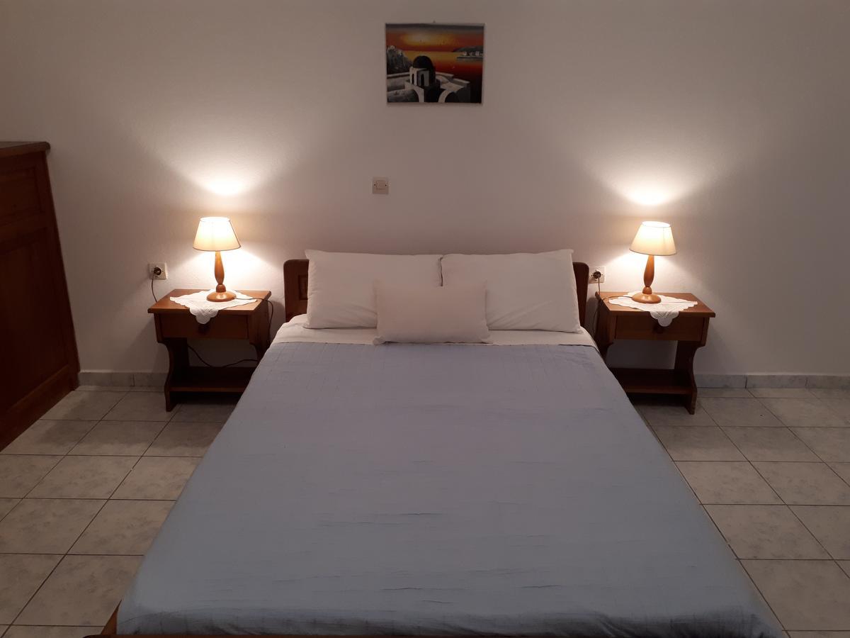 Hotel Paradisos Oia Bagian luar foto