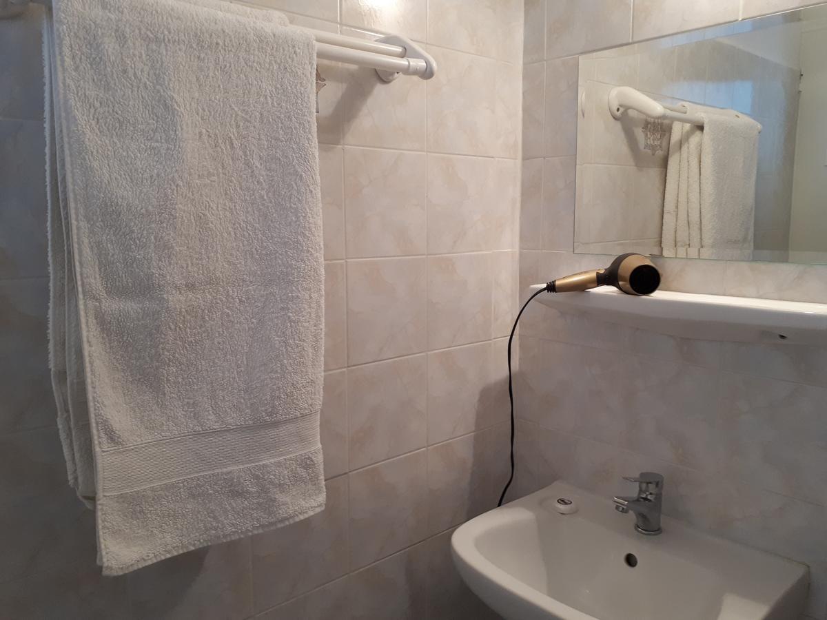 Hotel Paradisos Oia Bagian luar foto